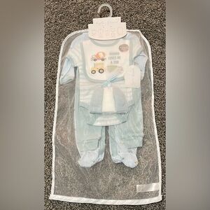 NWT baby boy clothing set